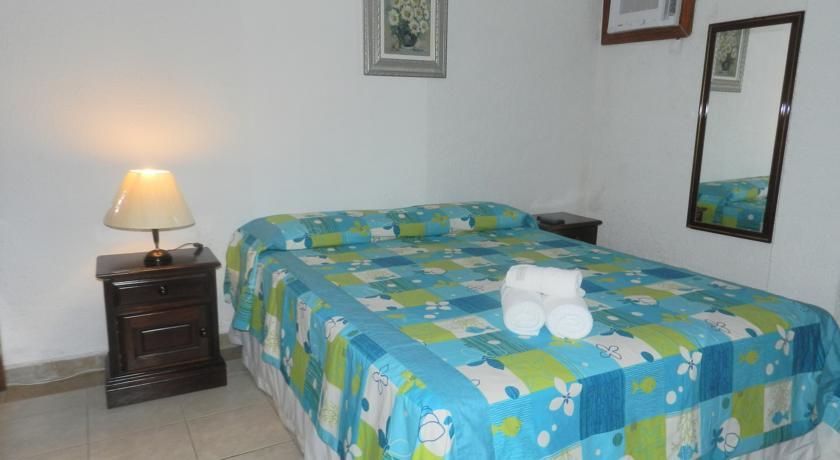 Pousada Residencial Vista Mar Ubatuba Oda fotoğraf